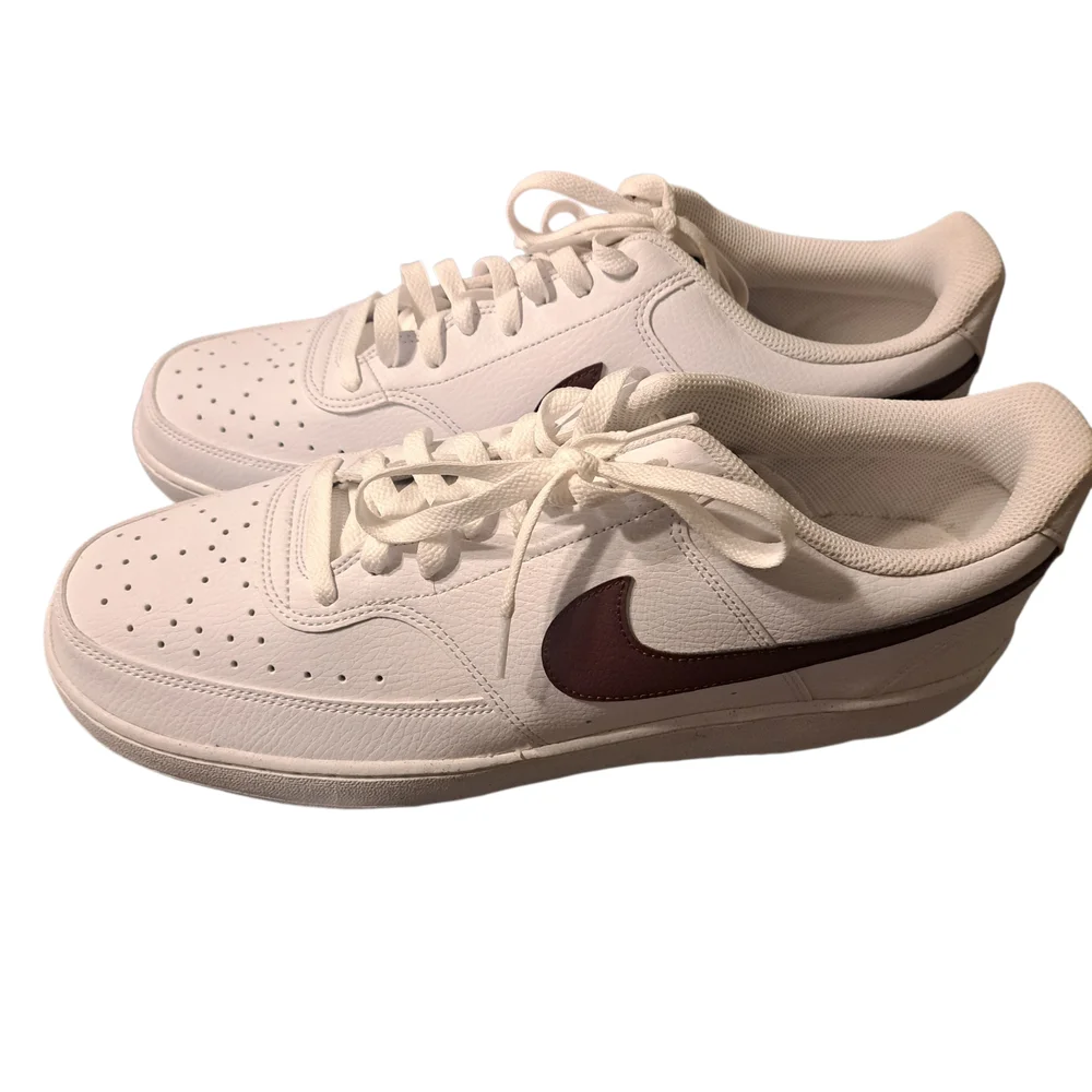 Nike White and Maroon Sneakers Size 13 Court Vision